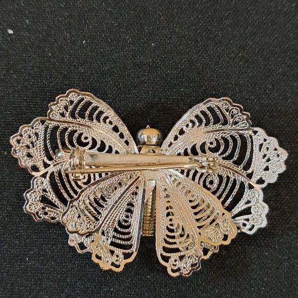 Vintage Silver Filigree Butterfly Brooch Pin With A Crystal Rhinestone On A Wing - Picture 2 of 4
